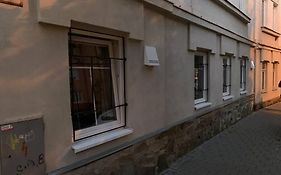 Byteček v přízemí . ( Apartment no.17 )